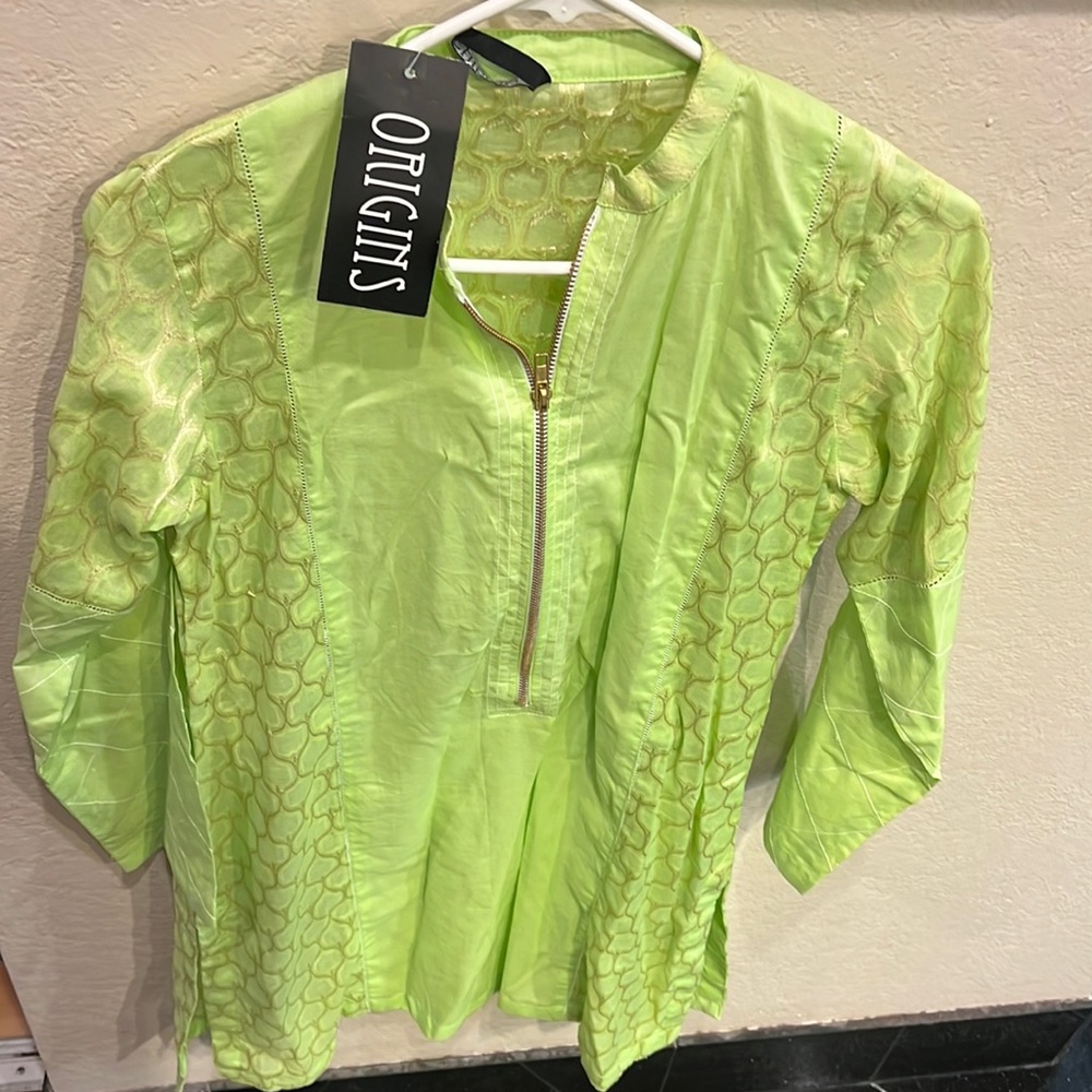 Like green kurta one pcs